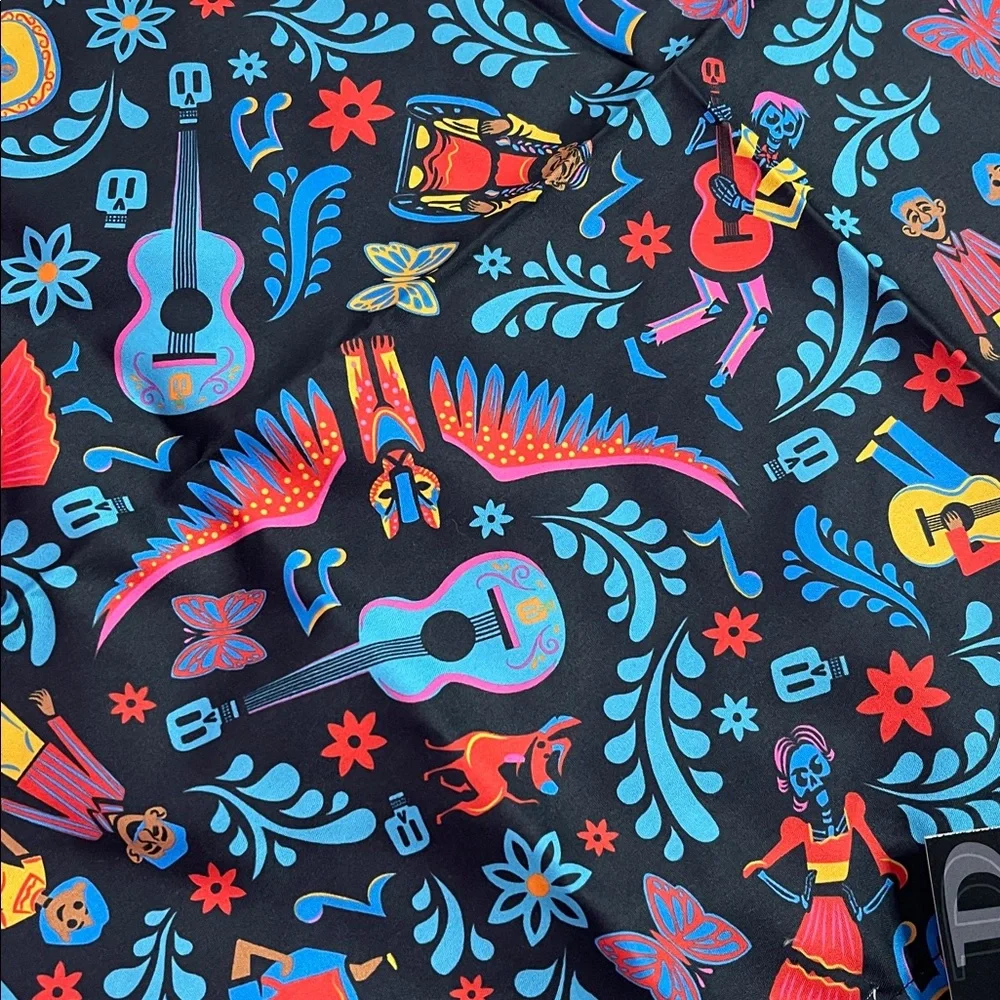 Bandana NWT Coco dog accessory Disney Pixar dog pet apparel Coco medium/large